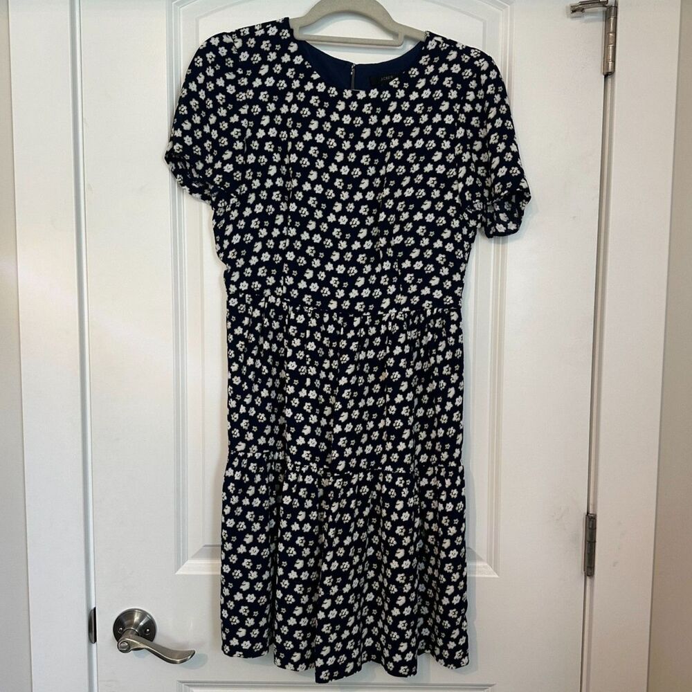 J. Crew Dress 4 Navy Blue Blurred Floral Teired Short Sleeve Mini A1380 - Picture 2 of 15